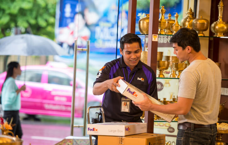 ផ្ញើកញ្ចប់បញ្ញើទំនិញ និងបង់ថ្លៃទំនិញនៅទីនេះ ផ្ញើកញ្ចប់បញ្ញើទំនិញ និងបង់ថ្លៃទំនិញនៅទីនេះ