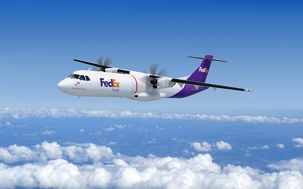 Representación artística del ATR 72-600F en el cielo