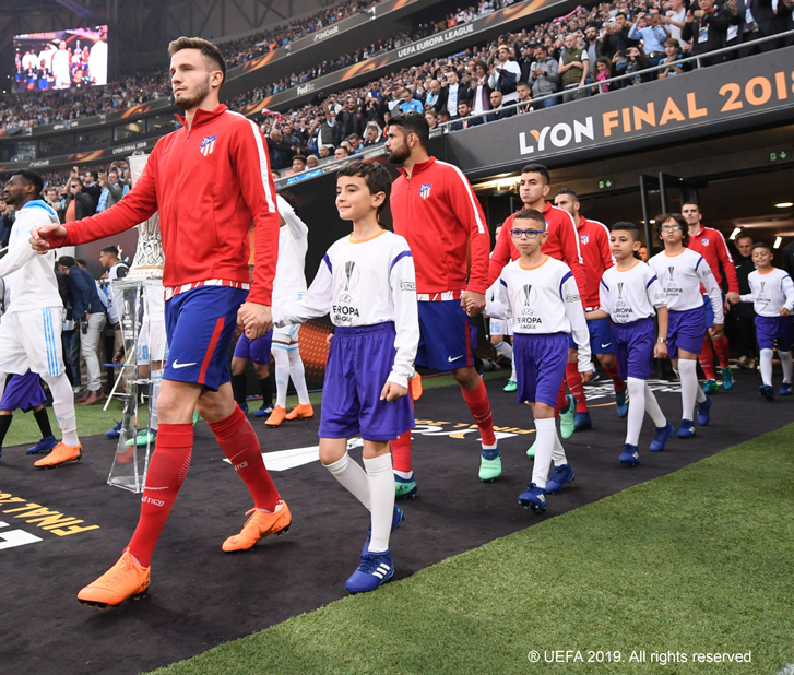 Hand-in-hand with heroes – thanks to FedEx