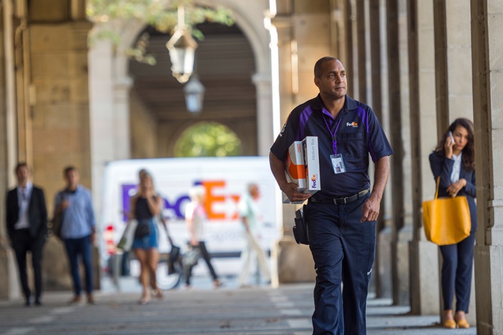 FedEx and TNT Delivery
