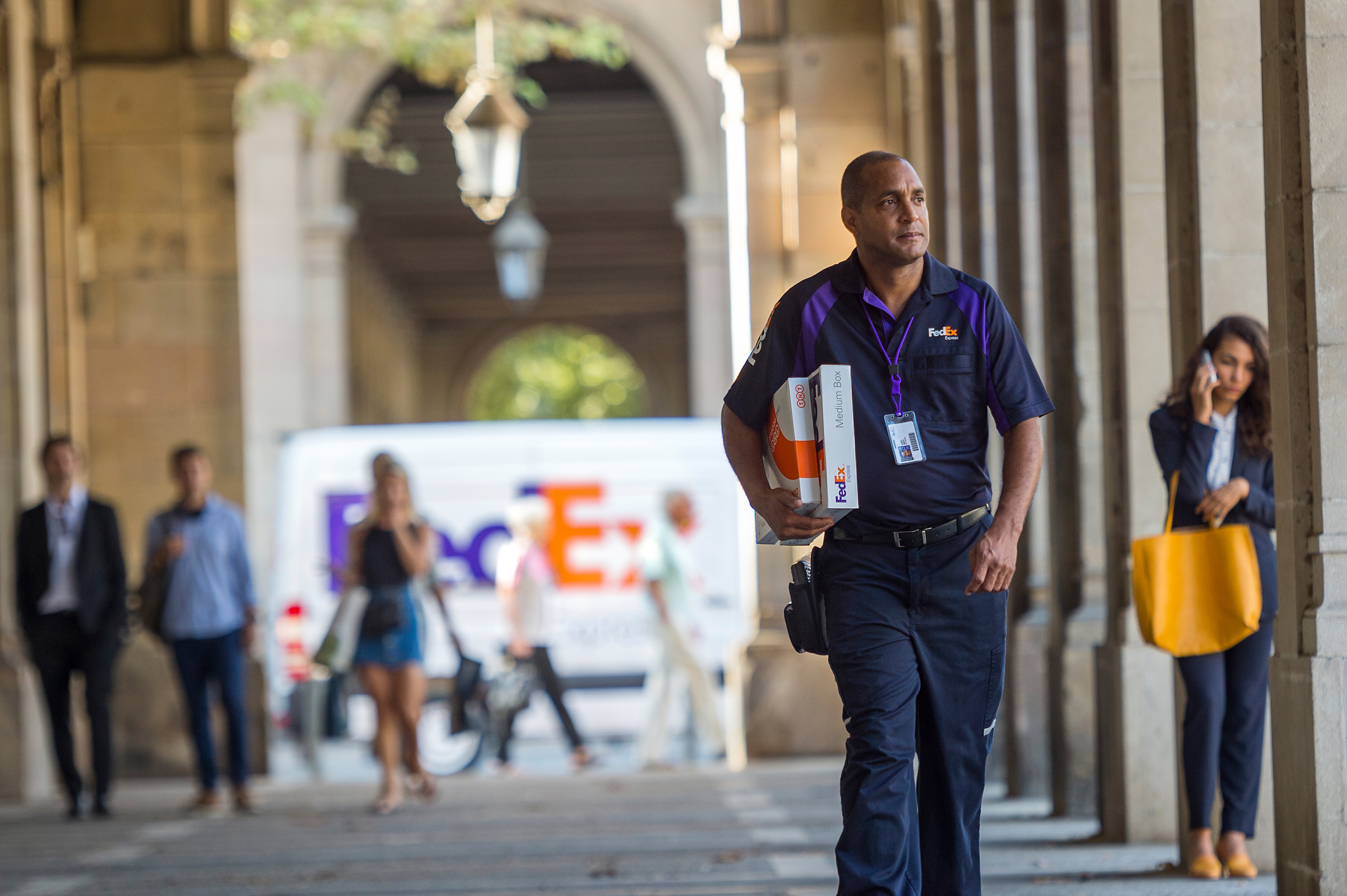 FedEx and TNT Delivery
