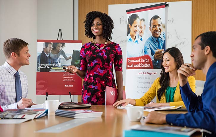 Buisness woman giving a presentation