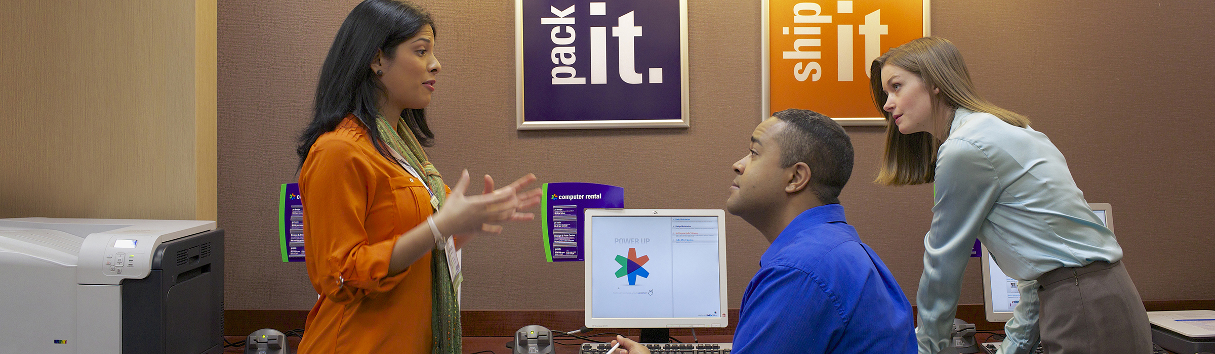 Customer talking to Fedex Employees
