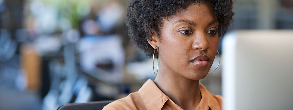 woman on pc at work