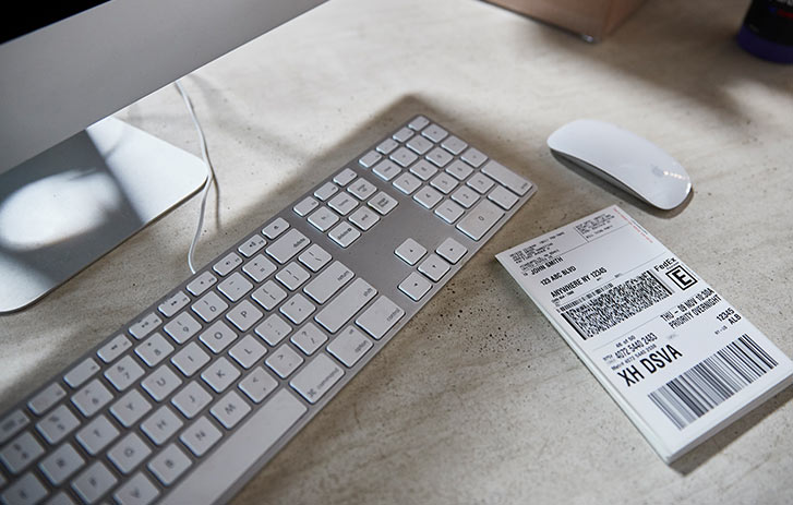 return label next to a keyboard and mouse