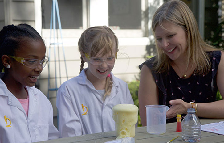 Science before sparkles: Yellow Scope is getting real science to girls
