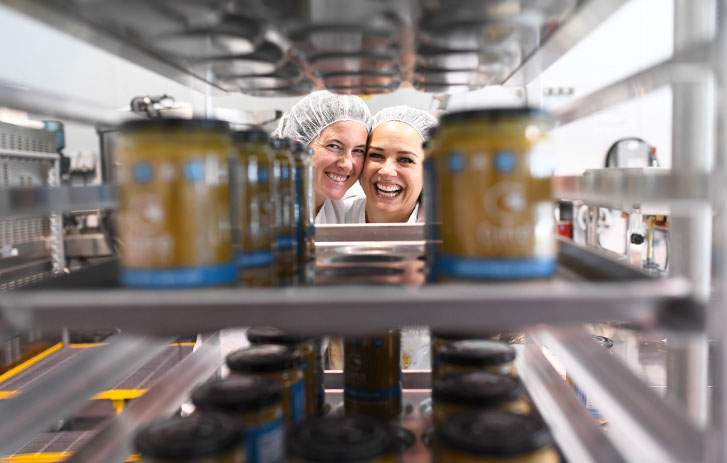 Gina Cucina owner, Gina D'Orazlo Stryker, 2016 Bronze Prize Winner