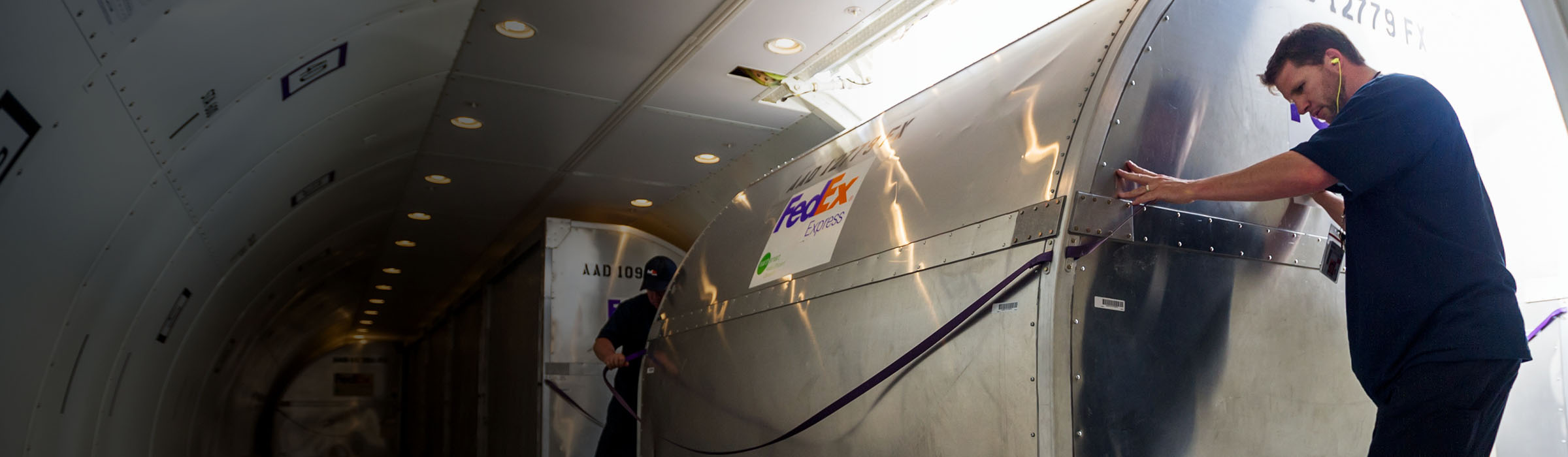 Premium Freight Delivery | FedEx