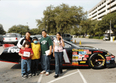 2007 - Denny Hamlin visits St. Jude Children's Hospital