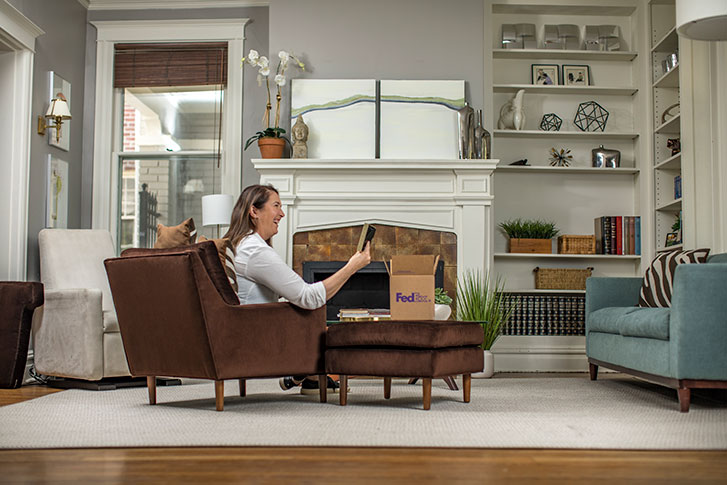 Female shipping from home Female shipping from home