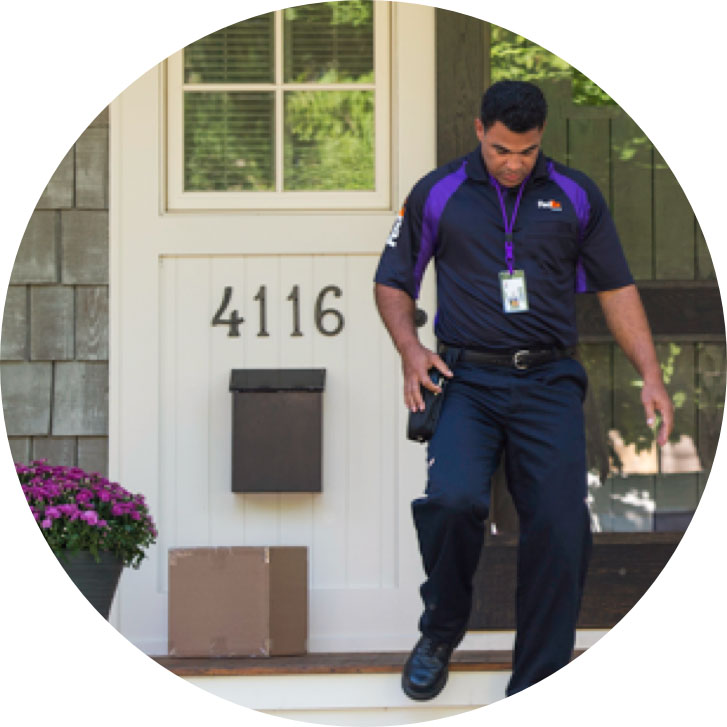 fedex employee uniform