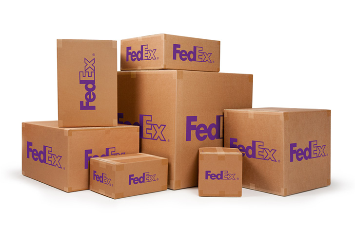 Cheapest Way to Ship a Big Box of Clothes: Cost-Saving Packaging