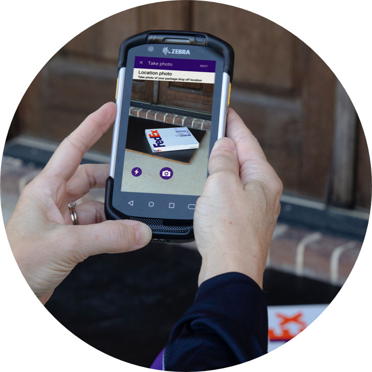 Tracking and Shipping With the FedEx Mobile App FedEx
