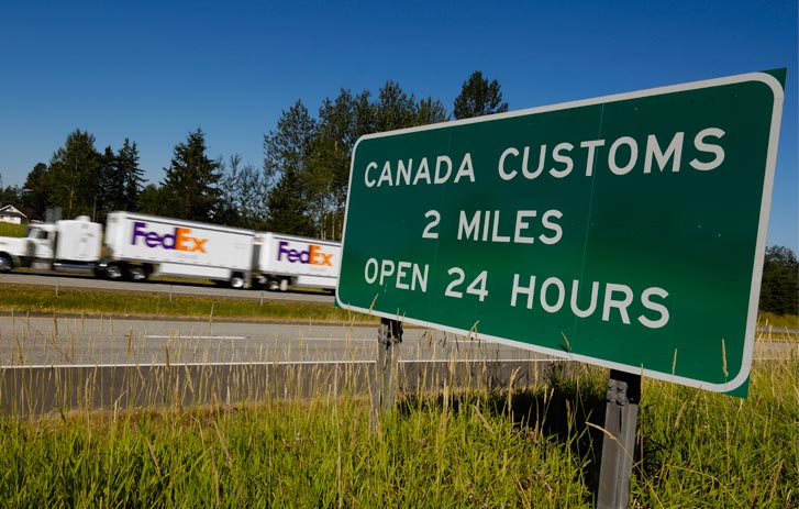 Canada Customs road sign